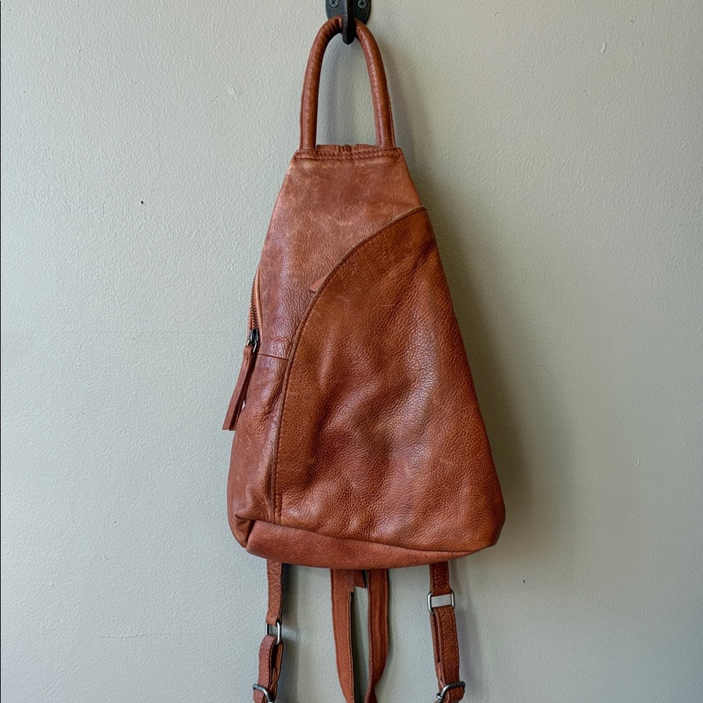 We The Free Tan Leather Soho Sling Bag - Picture 2 of 10